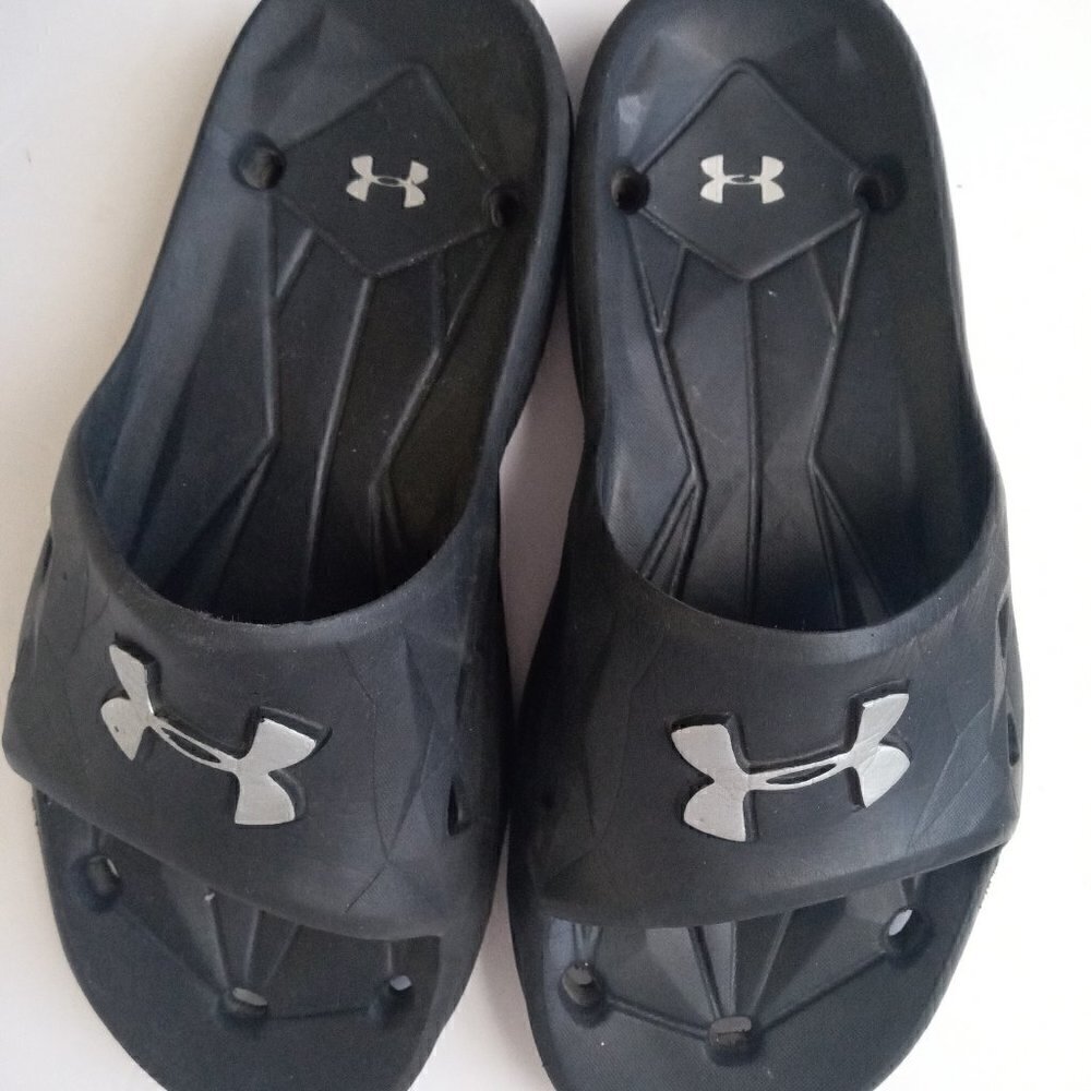 UNDER ARMOUR BLACK SLIDE UNISEX SANDALS SIZES MEN 7 WOMEN 8